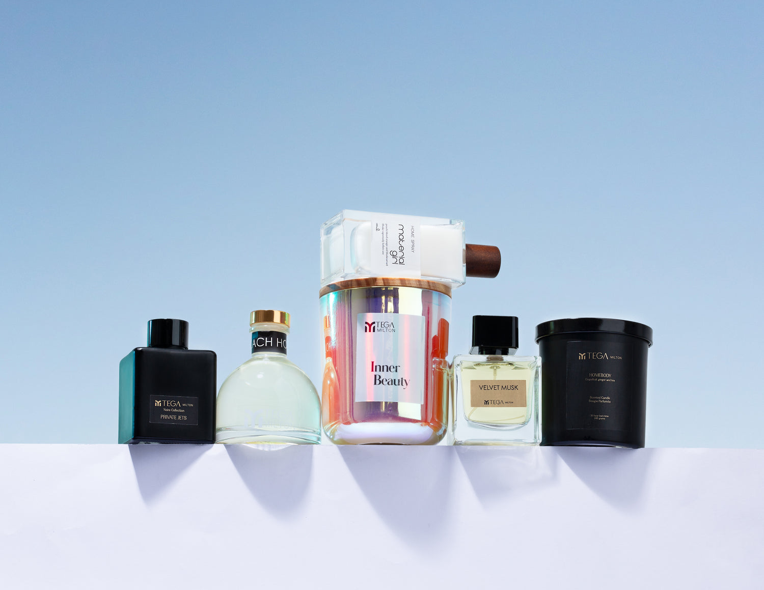 The Ultimate Guide: When to Use Scented Candles, Reed Diffusers, and Home Sprays